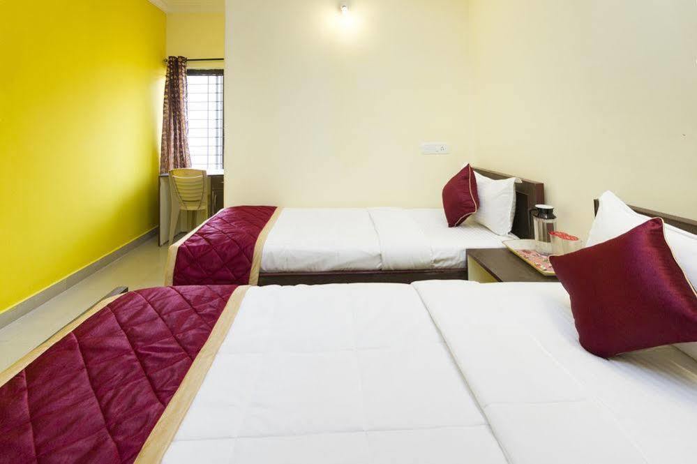Oyo Rooms Yeshwanthpur Бангалор Экстерьер фото