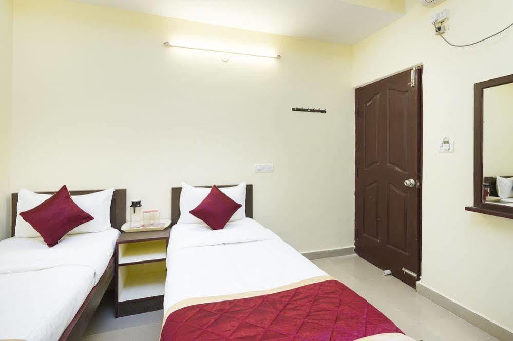 Oyo Rooms Yeshwanthpur Бангалор Экстерьер фото